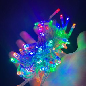 💡 LUZ LINEAL NAVIDEÑA EN BOLSA – CABLE TRANSPARENTE (7 METROS / 100 BOMBILLOS)